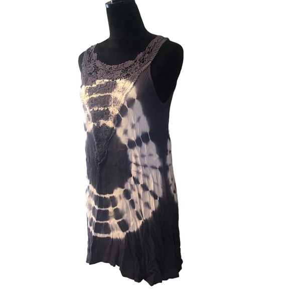 Kori America Navy Blue Tie Dyed Laced Neckline Tank size Small - Picture 7 of 8